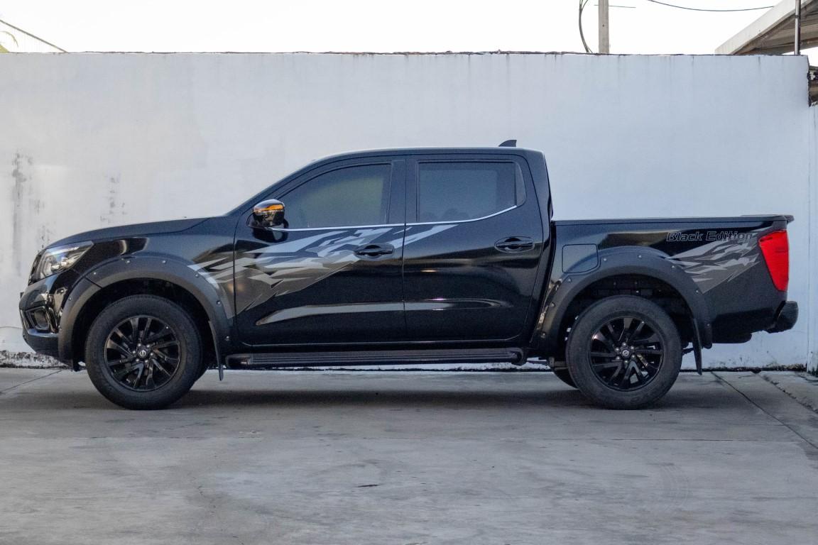 Nissan Navara NP300 2.5 EL Doublecab Calibre Black Edition II A/T *LK0510*